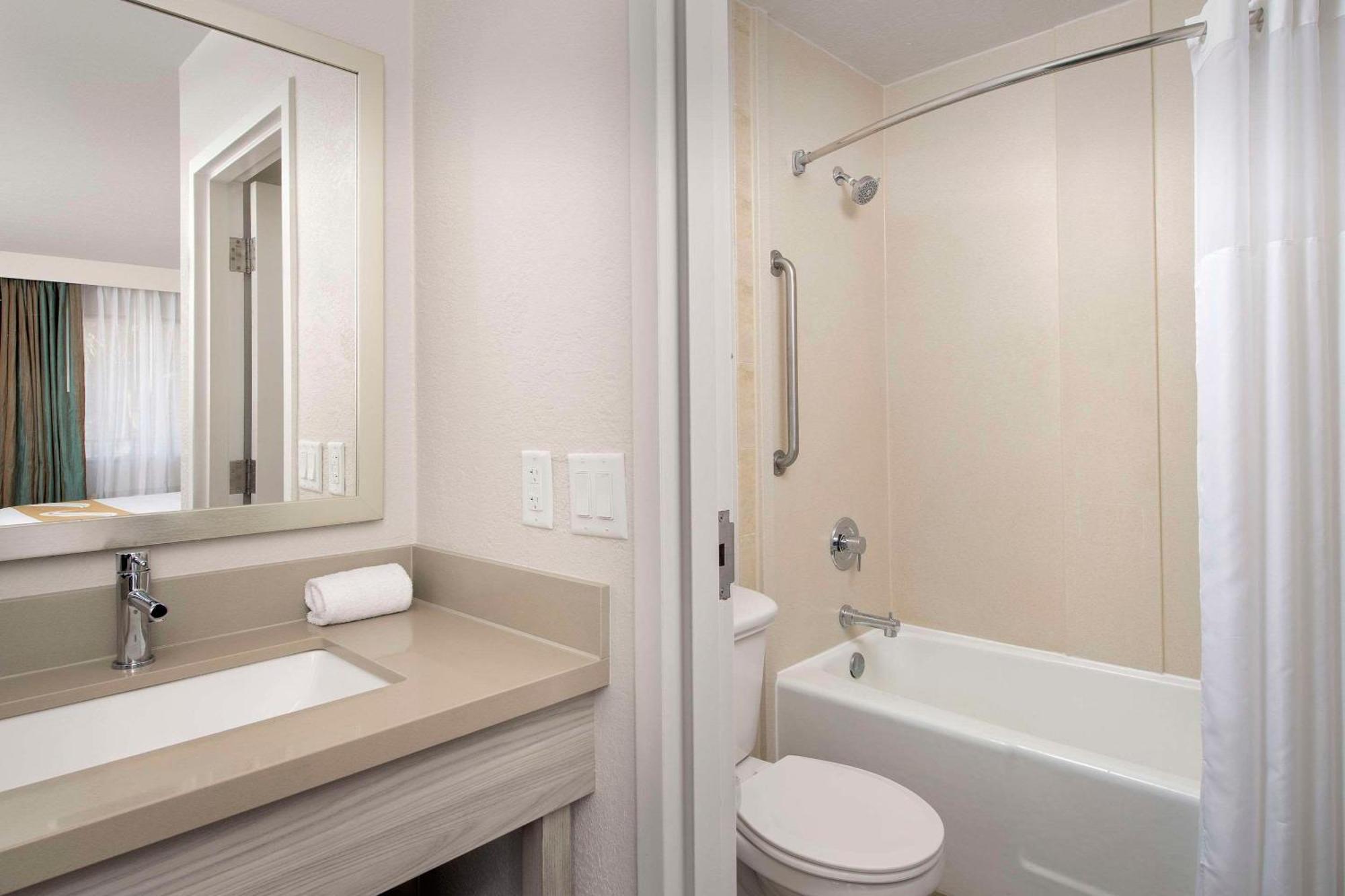 Quality Inn Atlantic Beach-Mayo Clinic Jax Area Eksteriør bilde